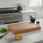 Skärbräda med handtag och spår i oljad ek – 45x300x40mm - Bild 2